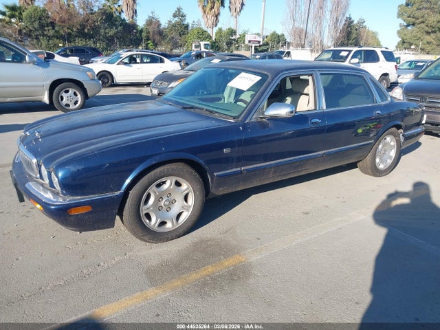2001 JAGUAR XJ8 SAJDA24CX1LF32147 Photo 1