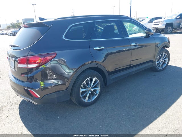 KM8SM4HF5HU196921 Hyundai Santa Fe Se