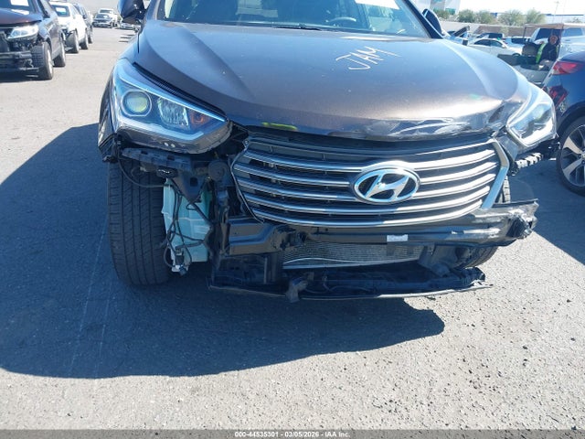 KM8SM4HF5HU196921 Hyundai Santa Fe Se