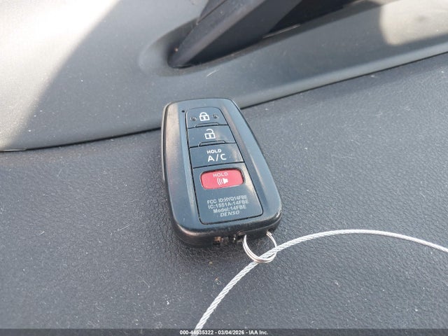 Toyota Prius Prime Plus 2018 JTDKARFP1J3081329 Image 11