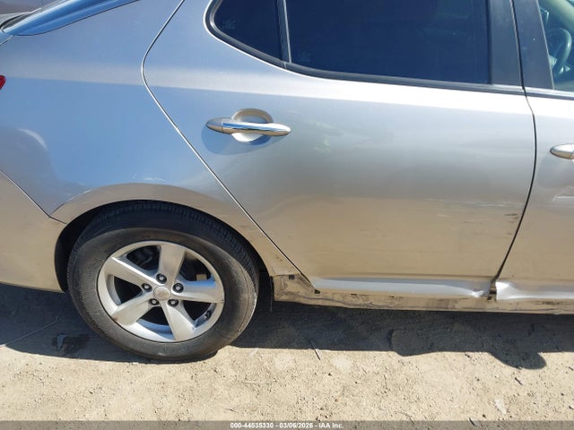 Продажа на аукционе авто 2015 Kia Optima Lx, vin: KNAGM4A76F5558563, номер лота: 44535330