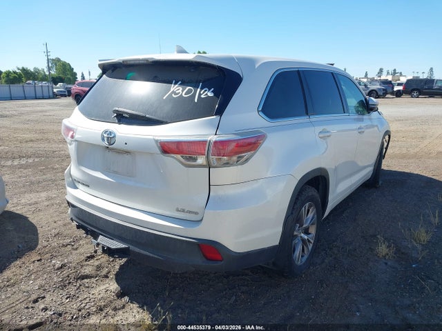 Toyota Highlander Le Plus V6 2015 5TDBKRFH6FS140967 Image 4
