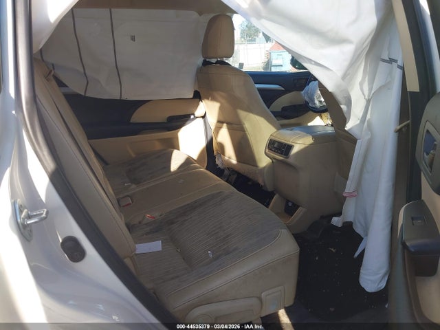 Toyota Highlander Le Plus V6 2015 5TDBKRFH6FS140967 Image 8