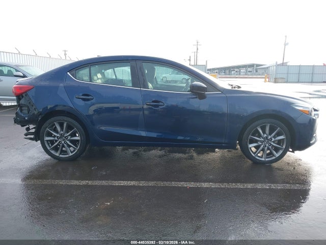 Mazda Mazda3 Touring 2018 3MZBN1V36JM262863 Image 14