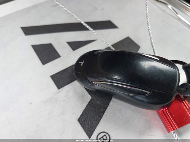 Продаж на аукціоні авто 2016 Tesla Model X 75d/p100d/p90d, vin: 5YJXCBE40GF000900, номер лоту: 44535400