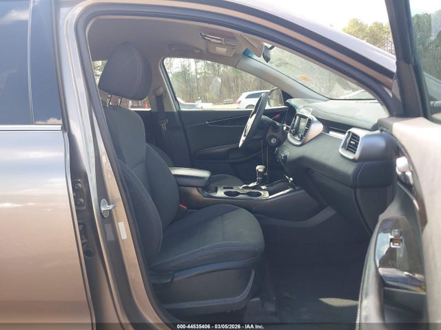 2019 KIA SORENTO 5XYPG4A37KG555969 Photo 4