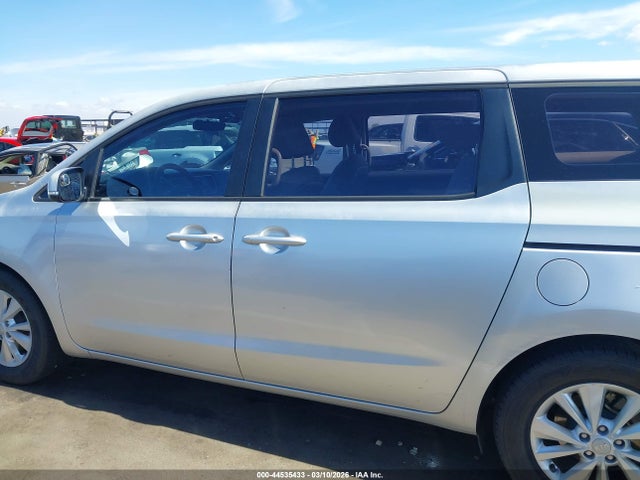 KIA Sedona L 2015 KNDMA5C17F6066874 Image 15