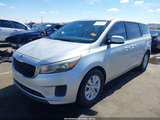 KIA Sedona L 2015 KNDMA5C17F6066874 Image 2