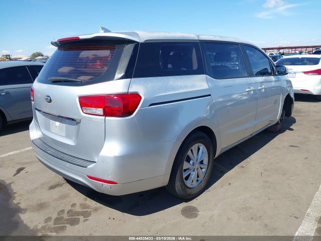 KIA Sedona L 2015 KNDMA5C17F6066874 Image 4
