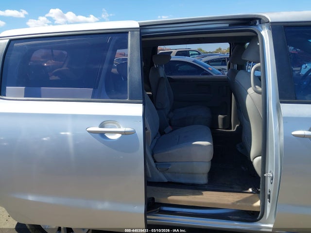 KIA Sedona L 2015 KNDMA5C17F6066874 Image 8
