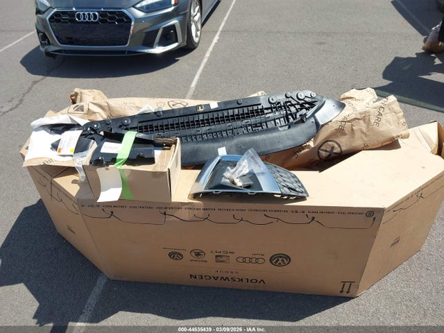 2023 Audi A5 Sportback Premium 45 Tfsi S Line Quattro S Tronic მანქანა იყიდება აუქციონზე, vin: WAUDACF59PA022647, აუქციონის ნომერი: 44535439