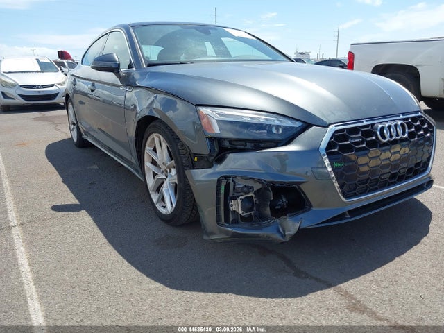 2023 Audi A5 Sportback Premium 45 Tfsi S Line Quattro S Tronic მანქანა იყიდება აუქციონზე, vin: WAUDACF59PA022647, აუქციონის ნომერი: 44535439