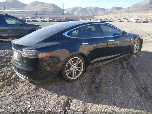2013 TESLA MODEL S 5YJSA1CN1DFP03410 Photo 3