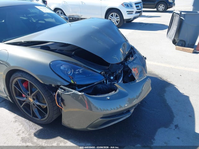 WP0AB2A86RK264596 Porsche 718 Cayman Lx