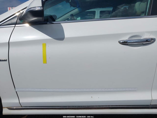 KMHE24L33HA065438 Hyundai Sonata Hybrid Se