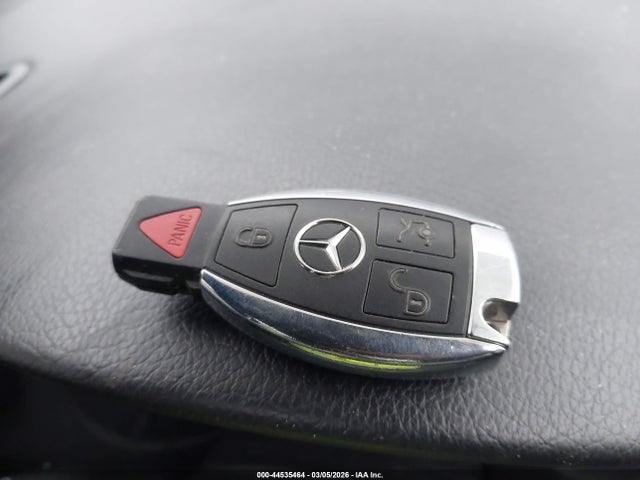 2014 Mercedes-benz Cla 250 4matic მანქანა იყიდება აუქციონზე, vin: WDDSJ4GB9EN111005, აუქციონის ნომერი: 44535464