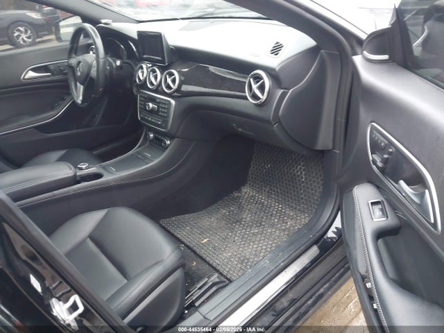 2014 Mercedes-benz Cla 250 4matic მანქანა იყიდება აუქციონზე, vin: WDDSJ4GB9EN111005, აუქციონის ნომერი: 44535464
