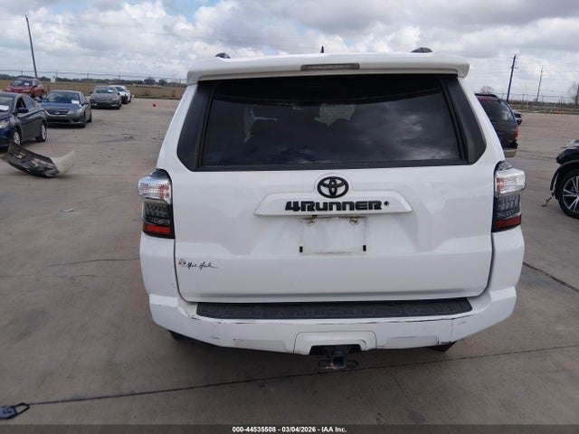 Toyota 4RUNNER SR5 2021 JTEEU5JR6M5234006 Image 15