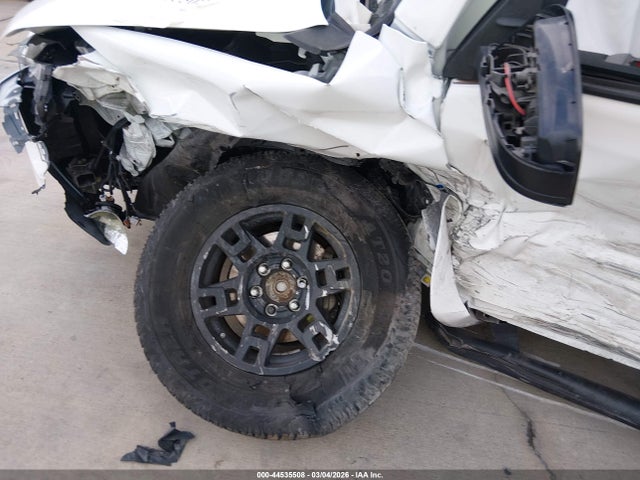 2021 TOYOTA 4RUNNER JTEEU5JR6M5234006 Photo 5