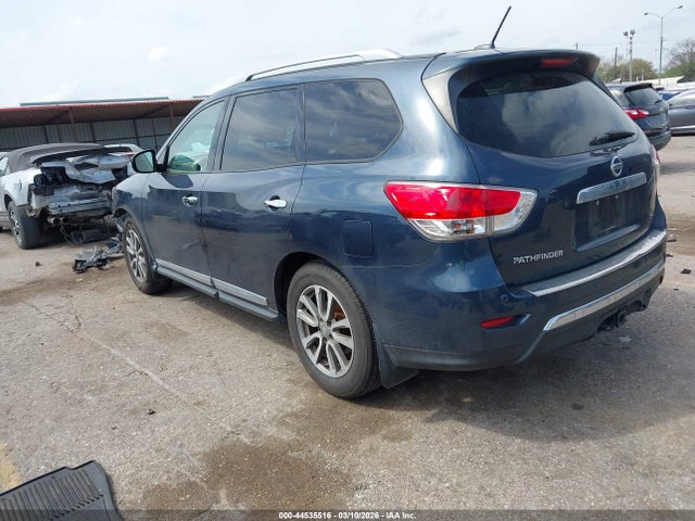 2016 Nissan Pathfinder Sl მანქანა იყიდება აუქციონზე, vin: 5N1AR2MN9GC669075, აუქციონის ნომერი: 44535516