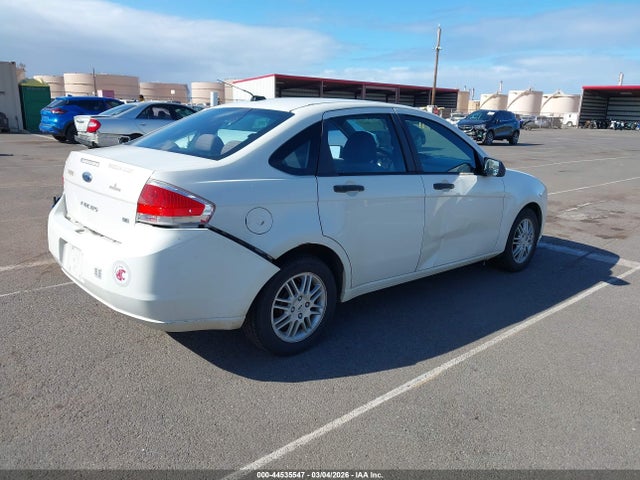 2011 FORD FOCUS 1FAHP3FN1BW198323 Photo 3