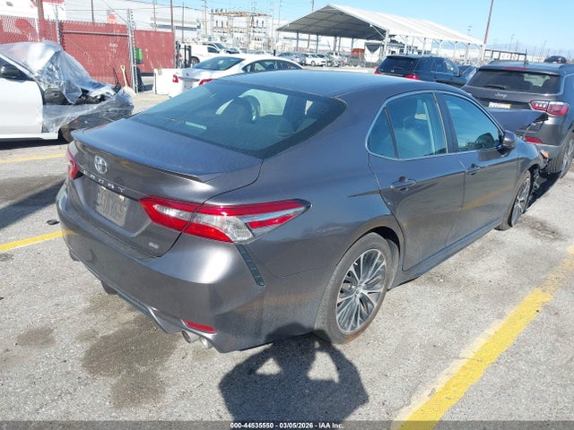 4T1B11HK7JU630203 Toyota CAMRY SE