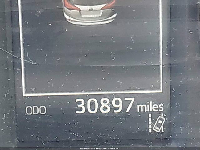 Toyota RAV4 LE 2018 JTMZFREV2JJ746847 Image 15