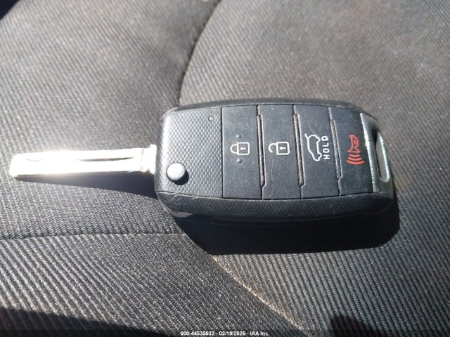 KIA SOUL + 2015 KNDJP3A58F7202581 Image 11