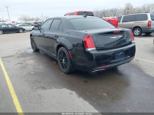 Продаж на аукціоні авто 2015 Chrysler 300 300s, vin: 2C3CCABG5FH859372, номер лоту: 44535706
