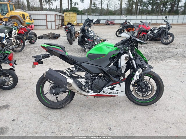 Kawasaki EX400 2022 JKAEXKG18NDAF8779 Image 11
