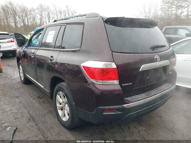 2013 TOYOTA HIGHLANDER 5TDBK3EH1DS208121 Photo 2