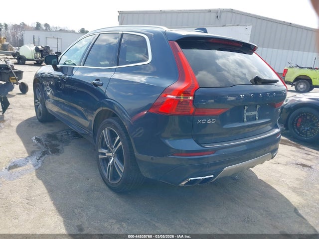 2019 VOLVO XC60 LYV102DK8KB250619 Photo 2