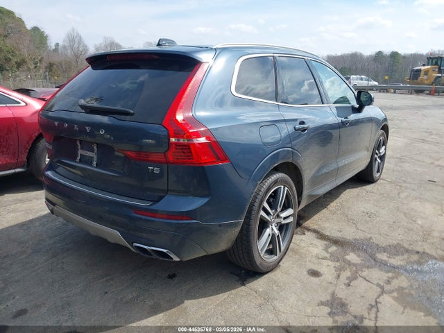 2019 VOLVO XC60 LYV102DK8KB250619 Photo 3