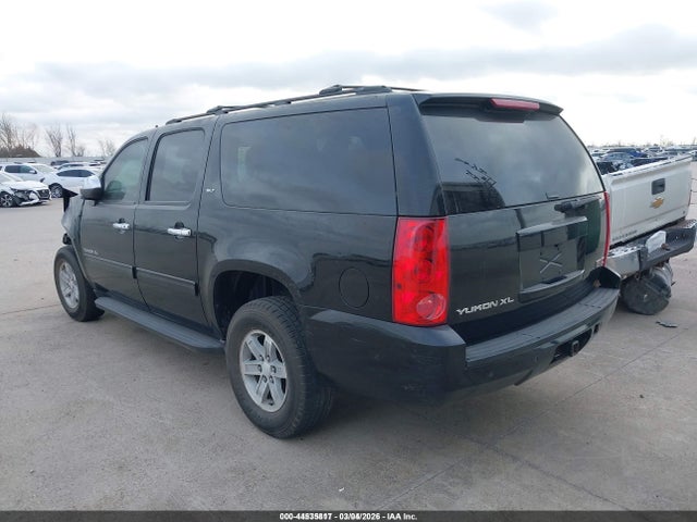 44535817 :رقم المزاد ، 1GKS1KE01DR150103 vin ، 2013 Gmc Yukon Xl 1500 Slt مزاد بيع