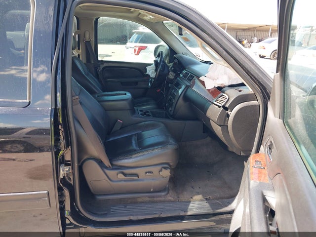 44535817 :رقم المزاد ، 1GKS1KE01DR150103 vin ، 2013 Gmc Yukon Xl 1500 Slt مزاد بيع