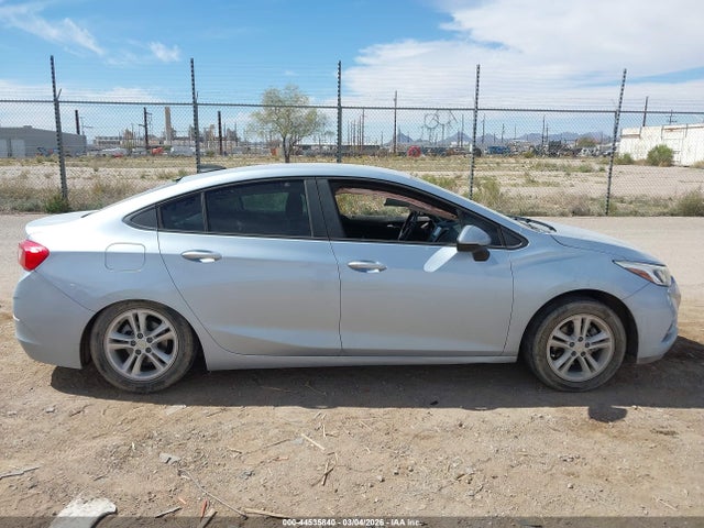 1G1BC5SM4H7137998 Chevrolet Cruze Ls Auto