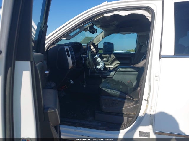 44535882 :رقم المزاد ، 1GT424E85FF567215 vin ، 2015 Gmc Sierra 3500hd Denali مزاد بيع
