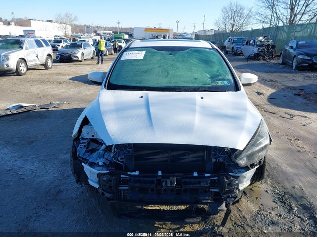Ford FOCUS ST 2017 1FADP3L99HL285340 Image 12