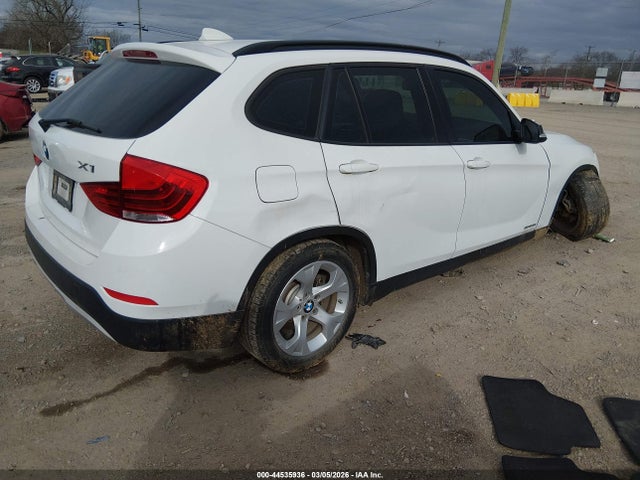 Aukcja sprzedaży 2015 Bmw X1 Sdrive28i, vin: WBAVM1C58FV316245, numer aukcji: 44535936
