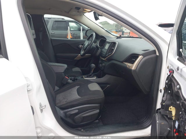 2018 JEEP CHEROKEE 1C4PJLCB0JD596554 Photo 4