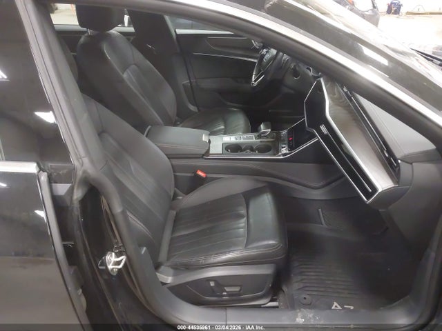 2019 AUDI A7 WAUU2AF20KN051740 Photo 4