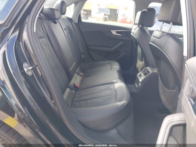 2017 AUDI A4 WAUGMAF46HN047810 Photo 7