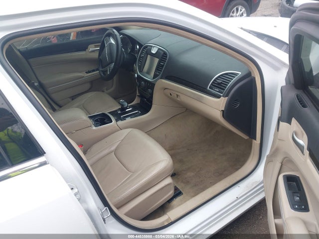 2014 Chrysler 300 მანქანა იყიდება აუქციონზე, vin: 2C3CCAAG5EH175518, აუქციონის ნომერი: 44535988
