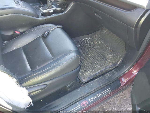 Toyota Highlander Xle V6 2015 5TDJKRFH7FS195455 Image 5