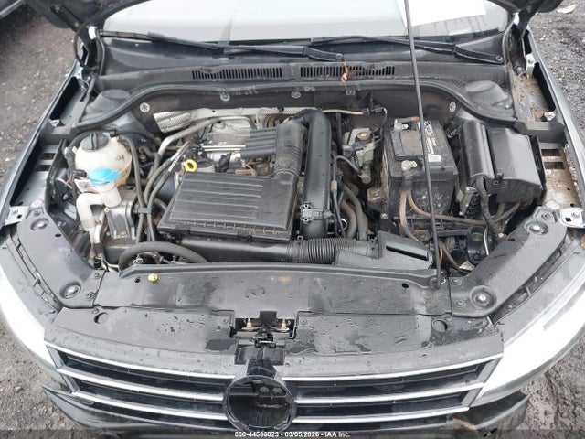 2017 Volkswagen Jetta 1.4t Se მანქანა იყიდება აუქციონზე, vin: 3VWB67AJ8HM413006, აუქციონის ნომერი: 44536023