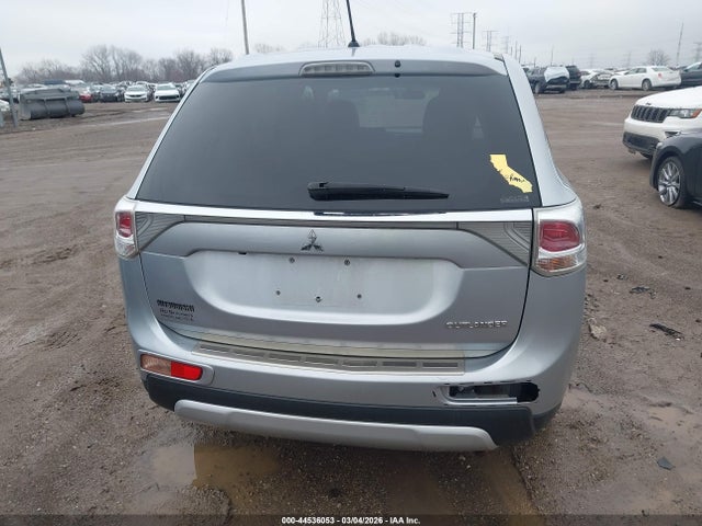 Продаж на аукціоні авто 2015 Mitsubishi Outlander Se, vin: JA4AZ3A32FZ010726, номер лоту: 44536053