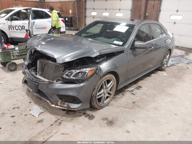 44536170 :رقم المزاد ، WDDHF8JB2GB237142 vin ، 2016 Mercedes-benz E 350 4matic مزاد بيع