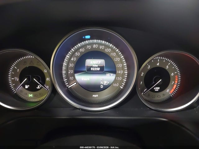 44536170 :رقم المزاد ، WDDHF8JB2GB237142 vin ، 2016 Mercedes-benz E 350 4matic مزاد بيع