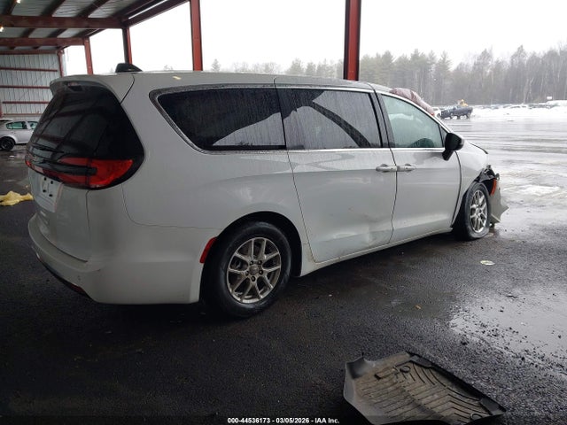 Продажа на аукционе авто 2023 Chrysler Pacifica Touring L, vin: 2C4RC1BG6PR598254, номер лота: 44536173