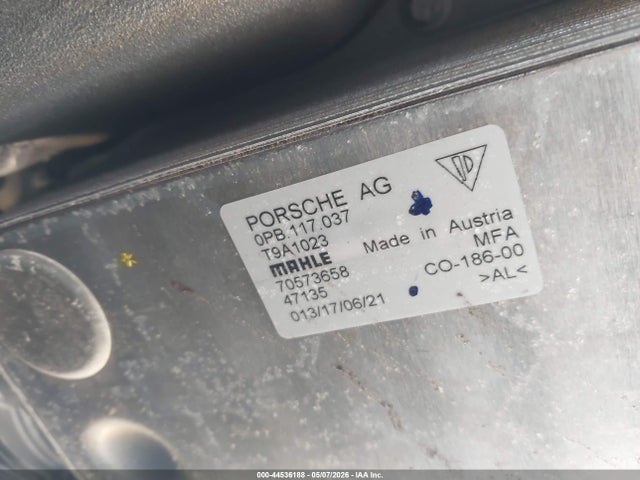 WP0AC2A98NS268150 Porsche 911